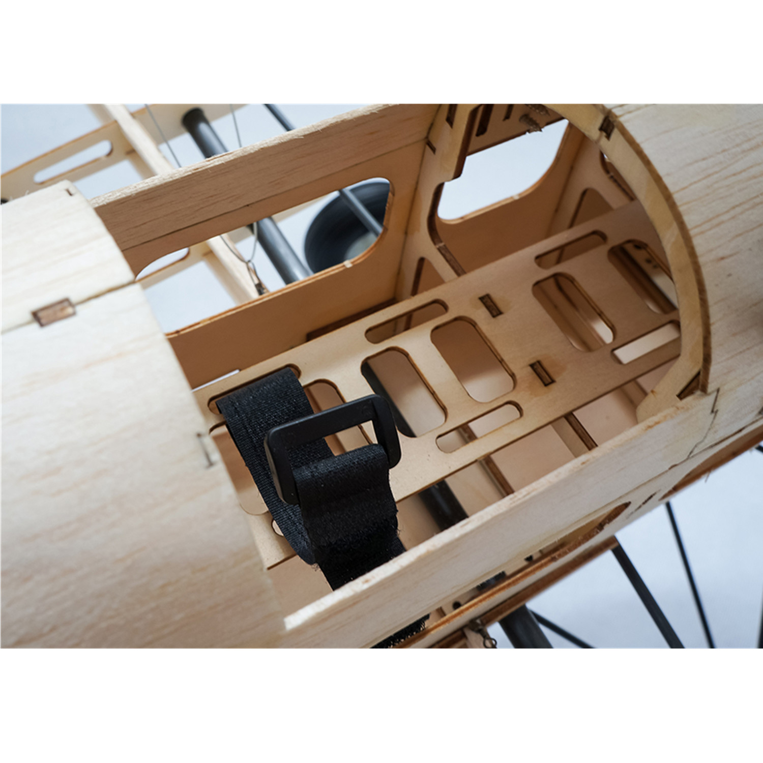 Kit de Avião RC em Madeira Bal - Model Kit Wood avaliação e preço